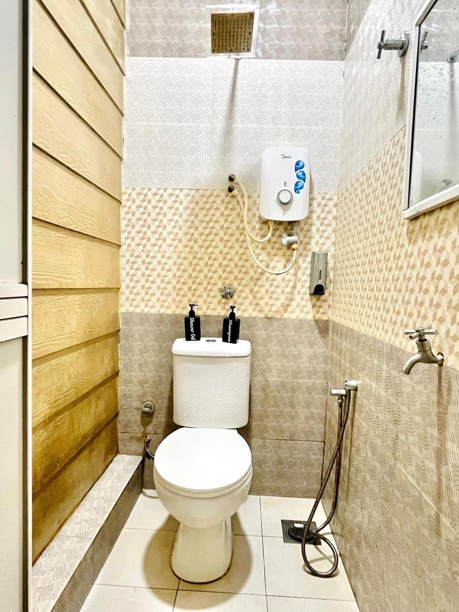 Suza Hostel Tumpat 外观 照片